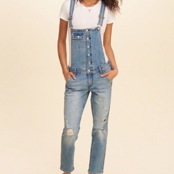Hollister | Boyfriend Overalls Distressed - Picture 3 of 10